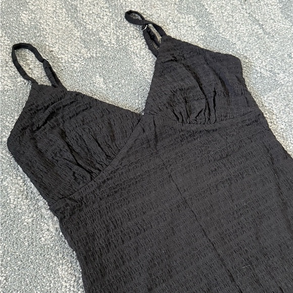 Forever 21 Black midi dress with adjustable spaghetti straps - Size M - NEW - Picture 2 of 6